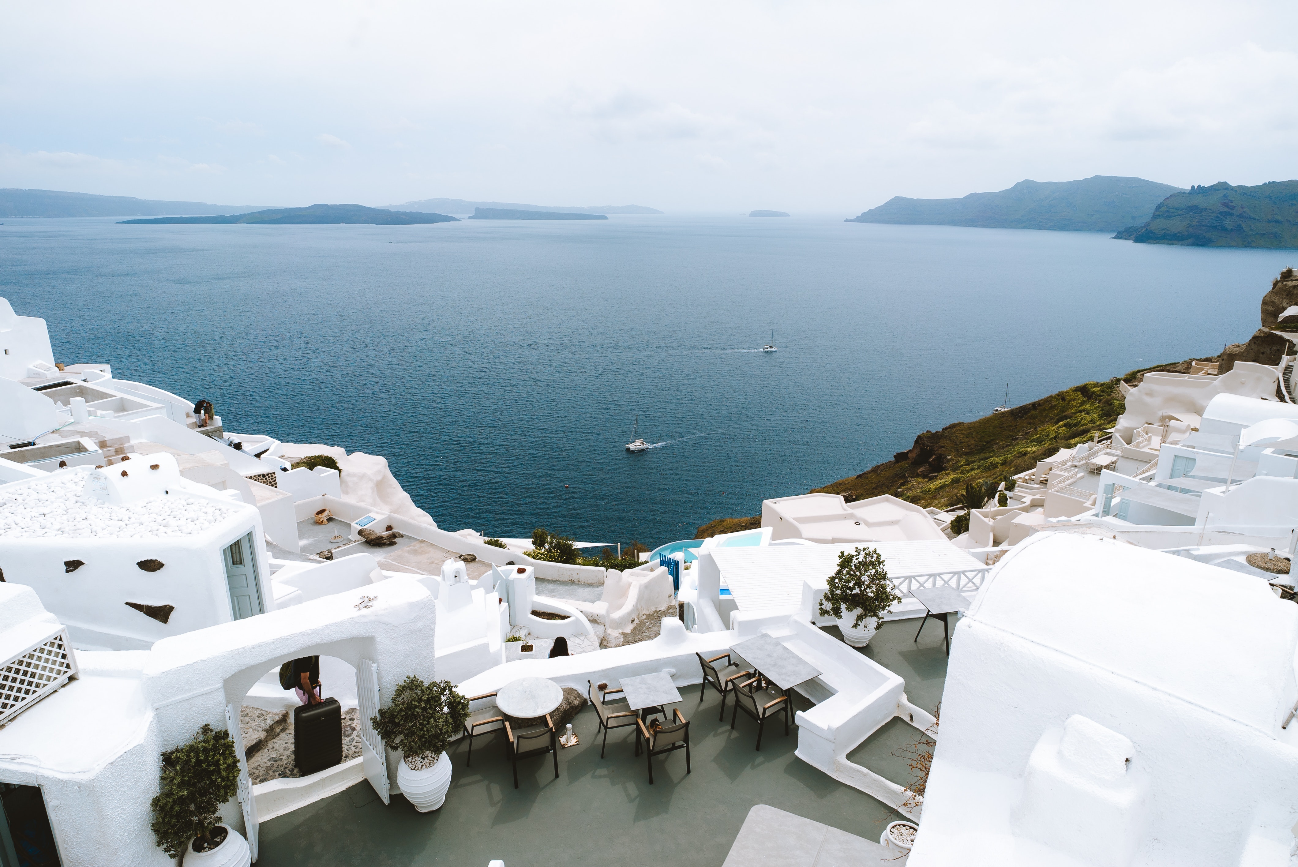 Read more about the article 10 Tips for Visiting the Greek Islands on a Budget