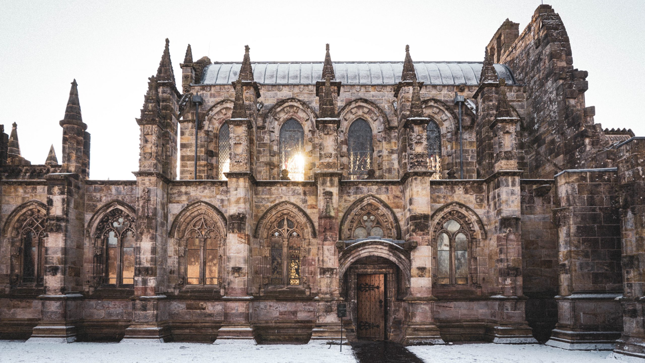 Read more about the article A day trip to Roslin from Edinburgh