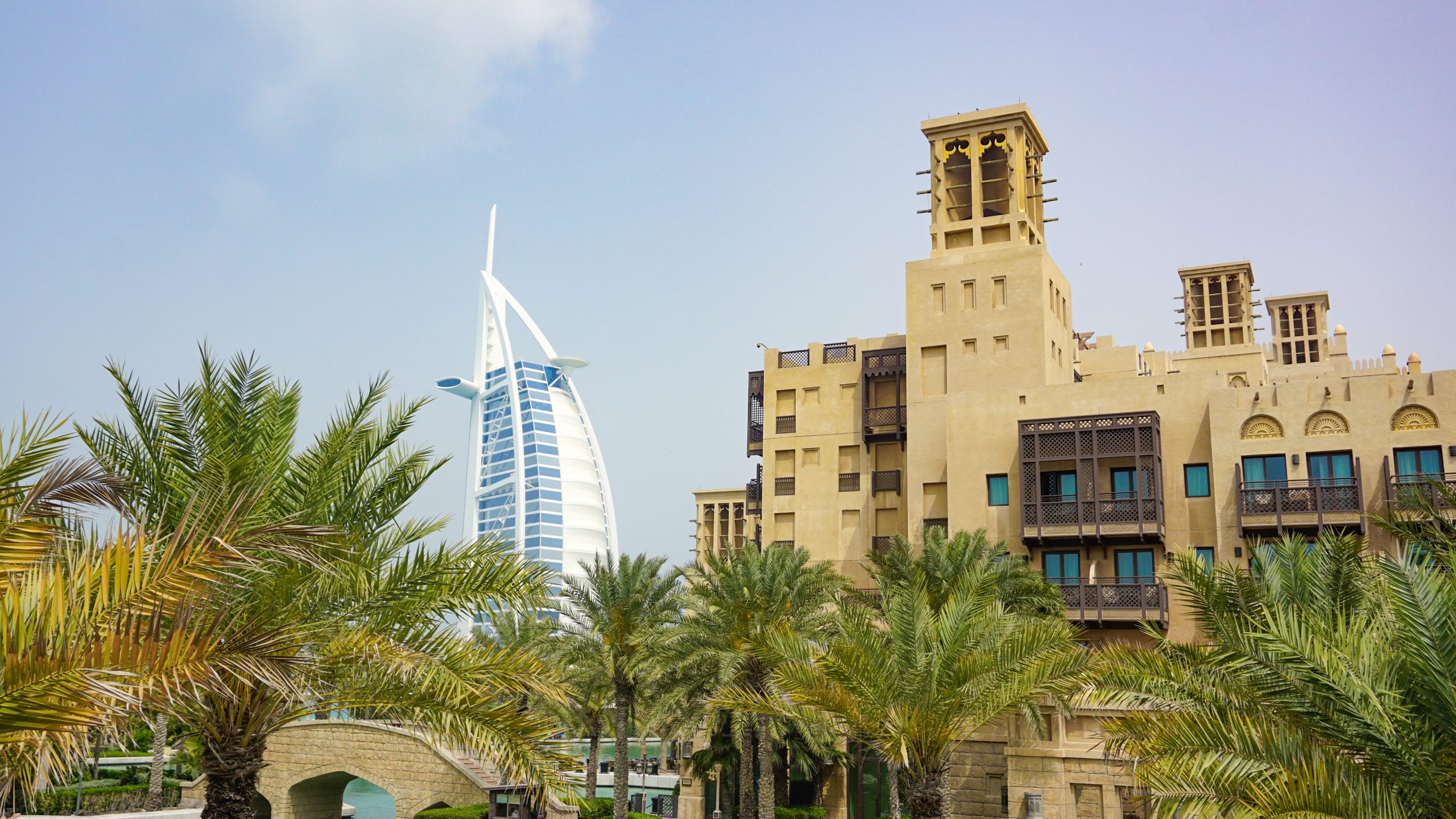 Read more about the article 1 Week in the UAE: An Itinerary for Dubai and Abu Dhabi