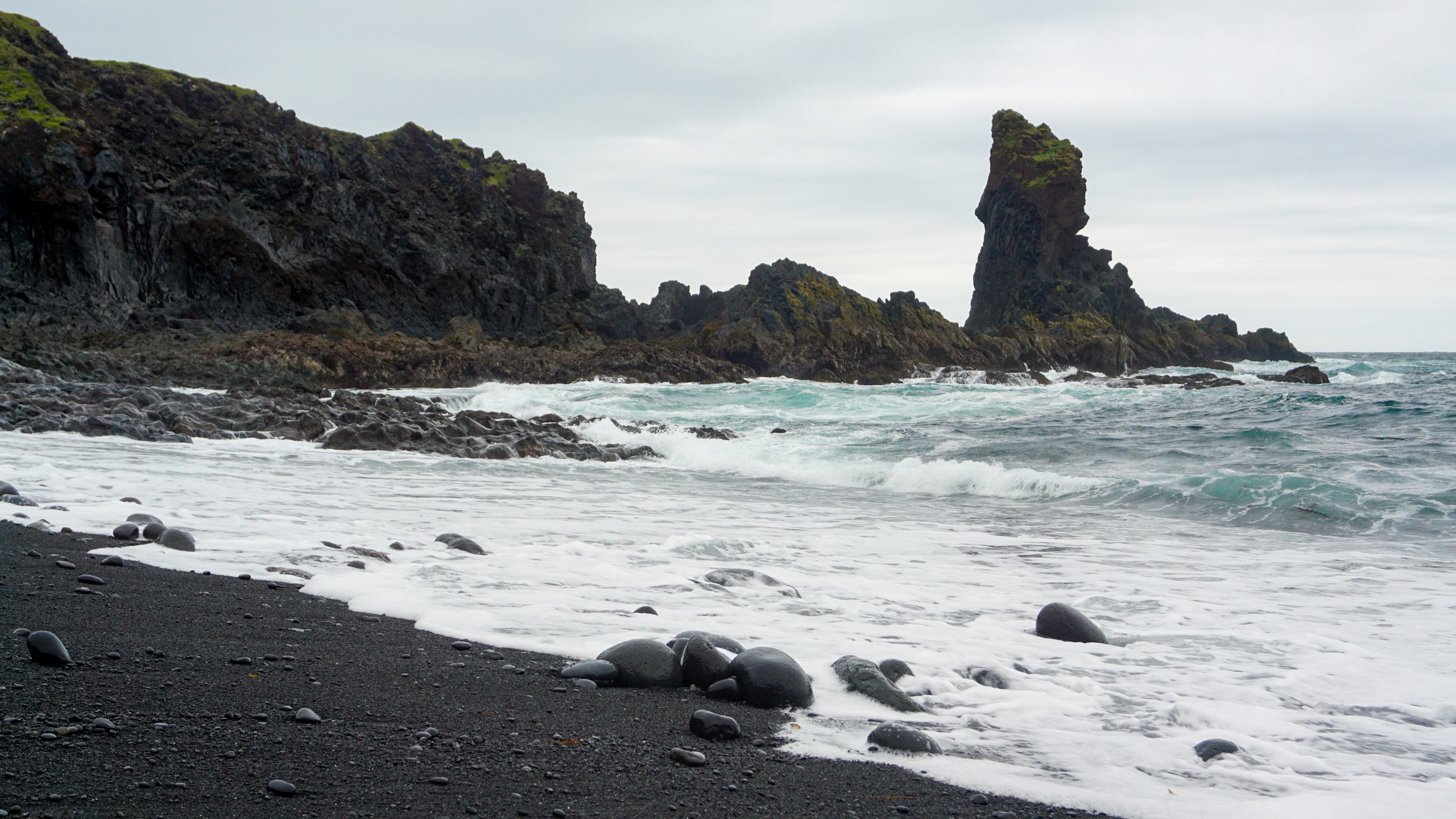 Featured image for 3, 5 & 7 Days in Iceland: Itineraries for First Time Visitors
